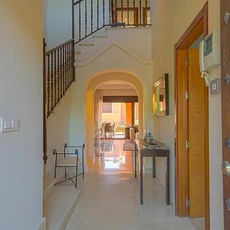 Townhouse Azata Golf - 5 Min Driving From The Beach
