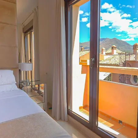 Townhouse Azata Golf - 5 Min Driving From The Beach Holiday home