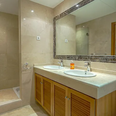 Townhouse Azata Golf - 5 Min Driving From The Beach Holiday home Estepona